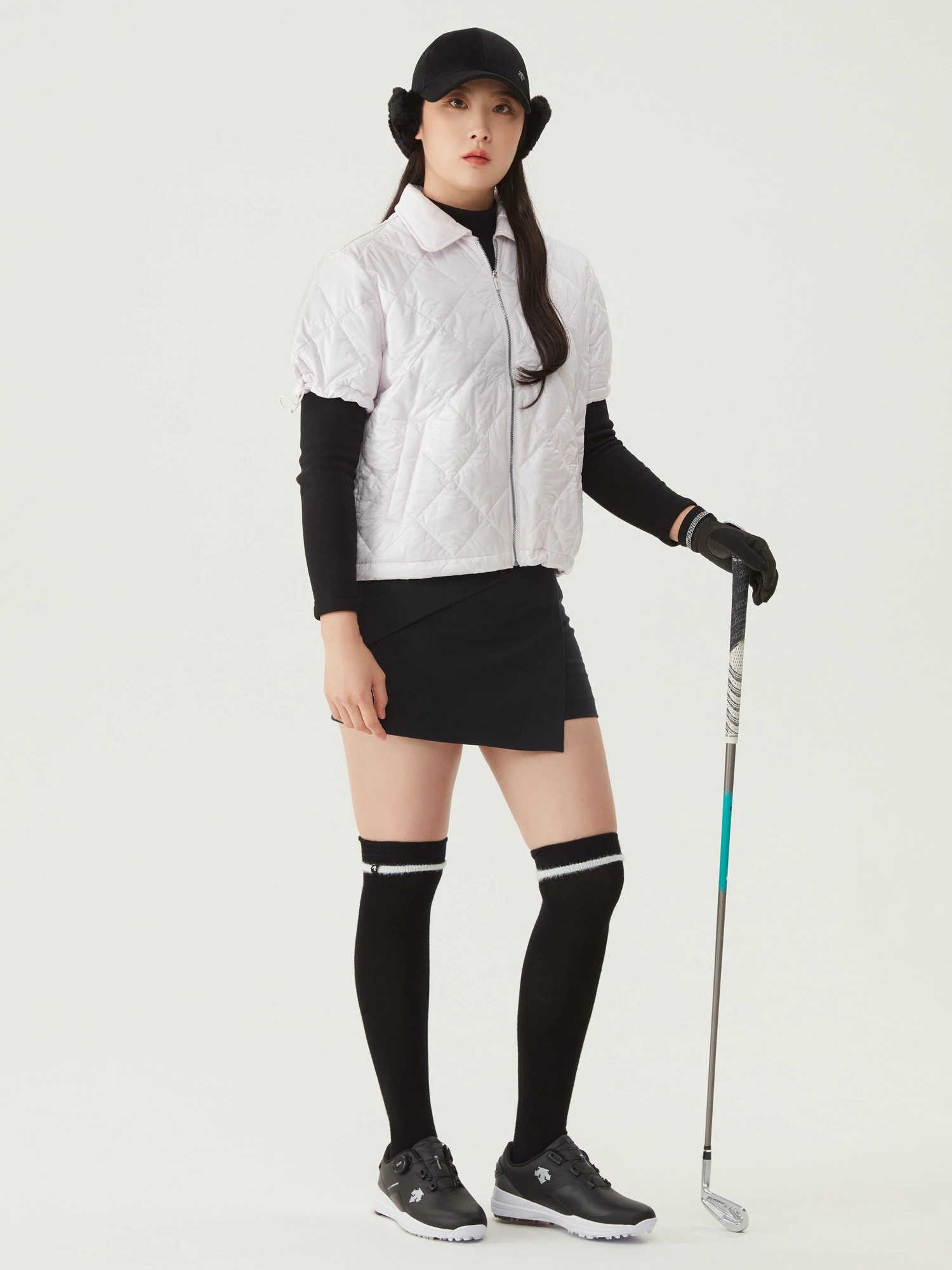 商品【预售商品15天发货】 DESCENTE|GOLF女性短袖绗缝羽绒外套轻便时尚 DO42WFDJO5-LICG,价格¥1596,第9张图片详细描述