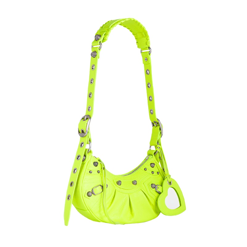 商品Balenciaga|Balenciaga/巴黎世家 LE CAGOLE系列 女士超小号荧光绿色牛皮革鳄鱼压纹爱心镜子做旧银扣肩背手提腋下包 6713091VGUY7206,价格¥15605,第3张图片详细描述