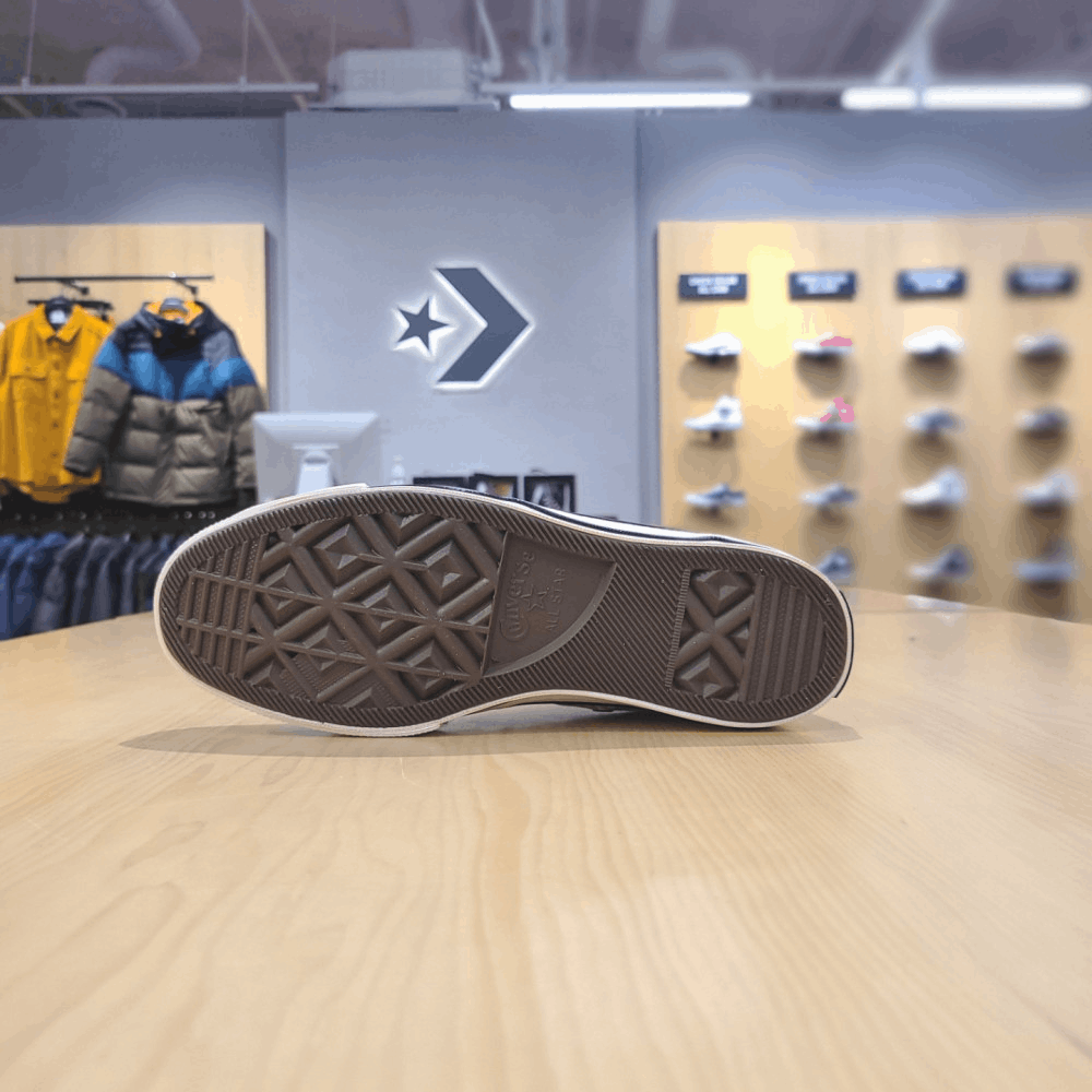 商品【预售商品15天发货】 Converse|【韩国直邮|包邮包税】匡威 CHUNK TAYLOR 70 Summer Spirit INFINITY 金色 DART 高腰 运动鞋 CHUCK 70 HI GOLD DART/EGRET/黑色 571920C,价格¥301,第4张图片详细描述