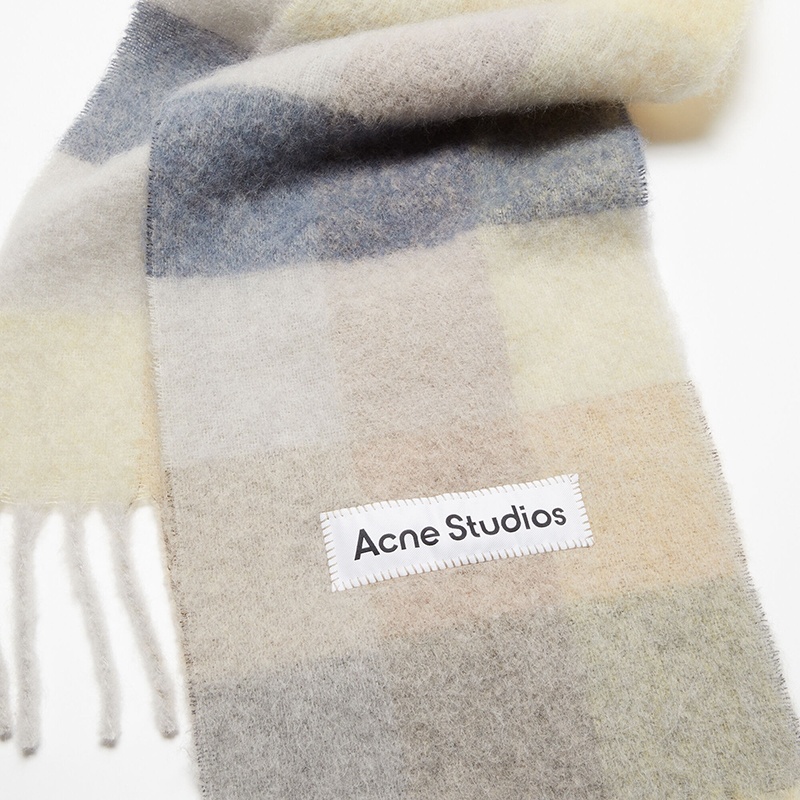 商品Acne Studios|23新款 女士马海毛混纺格纹围巾（四色可选）,价格¥2227,第9张图片详细描述