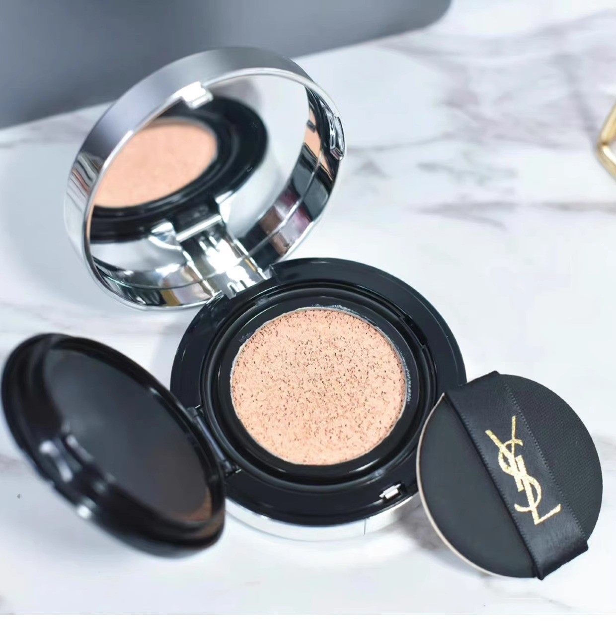 商品Yves Saint Laurent|YSL圣罗兰轻垫粉底液皮气垫轻薄无暇【香港直邮】,价格¥436,第3张图片详细描述