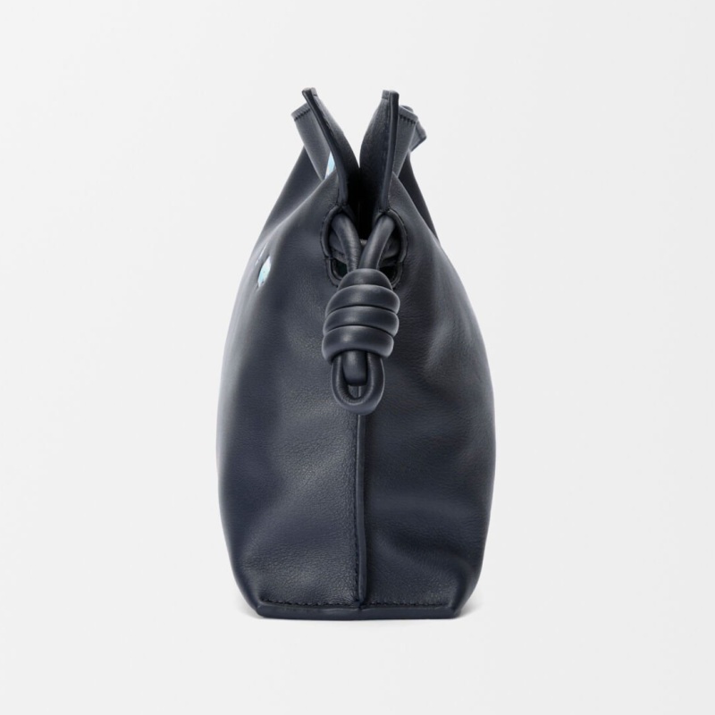 商品Loewe|罗意威 女士墨黑色小牛皮单肩包 A411FC2XA2-4921,价格¥16725,第7张图片详细描述
