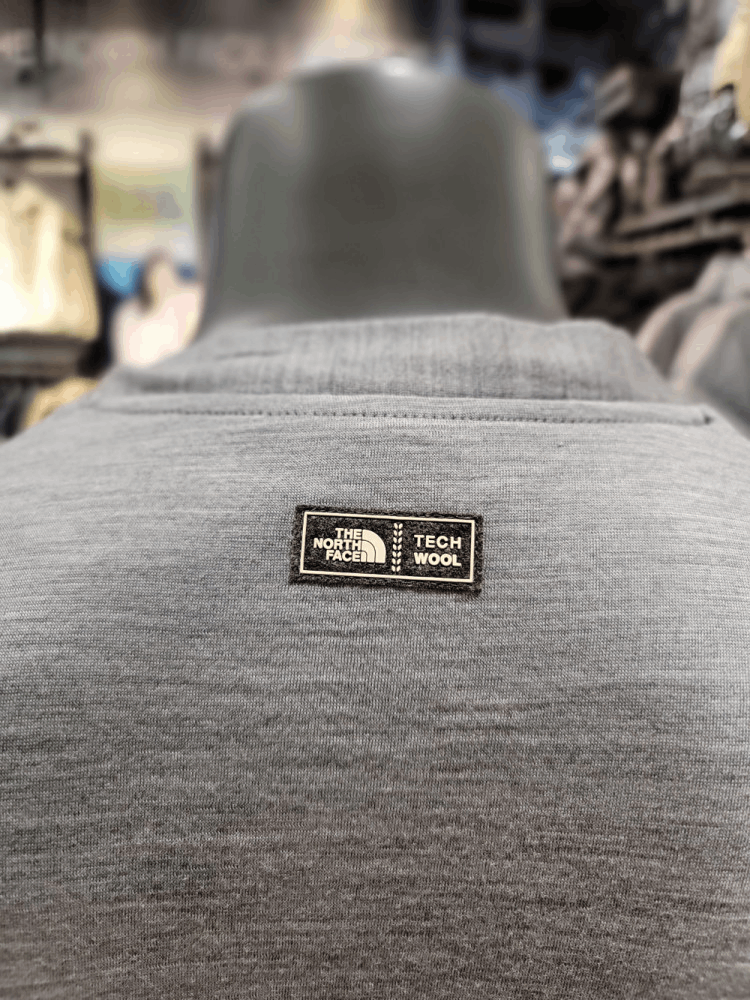 商品The North Face|【Brilliant|包邮包税】北面户外 男士 MERINO 毛 开襟毛衫 NI5JK00EHGY,价格¥466,第8张图片详细描述
