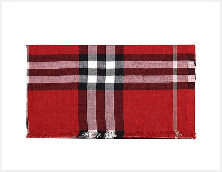 商品[国内直发] Burberry|Burberry 巴宝莉 女士红色格纹轻盈混纺围巾 3954620-红色,价格¥2577,第5张图片详细描述