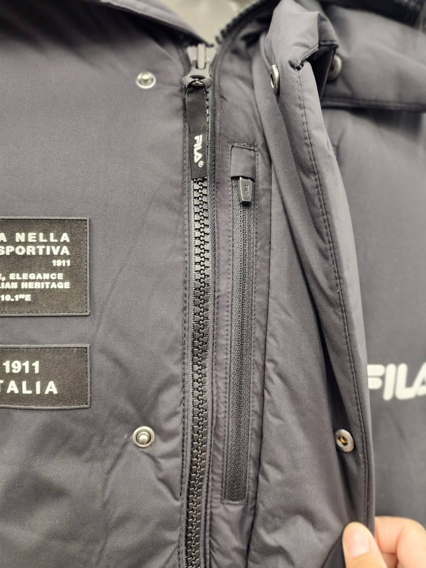 商品Fila|【Brilliant|反季折扣】FILA 鹅绒 男女通用 长款羽绒服 FS2DJD4202MBLK,价格¥992,第31张图片详细描述