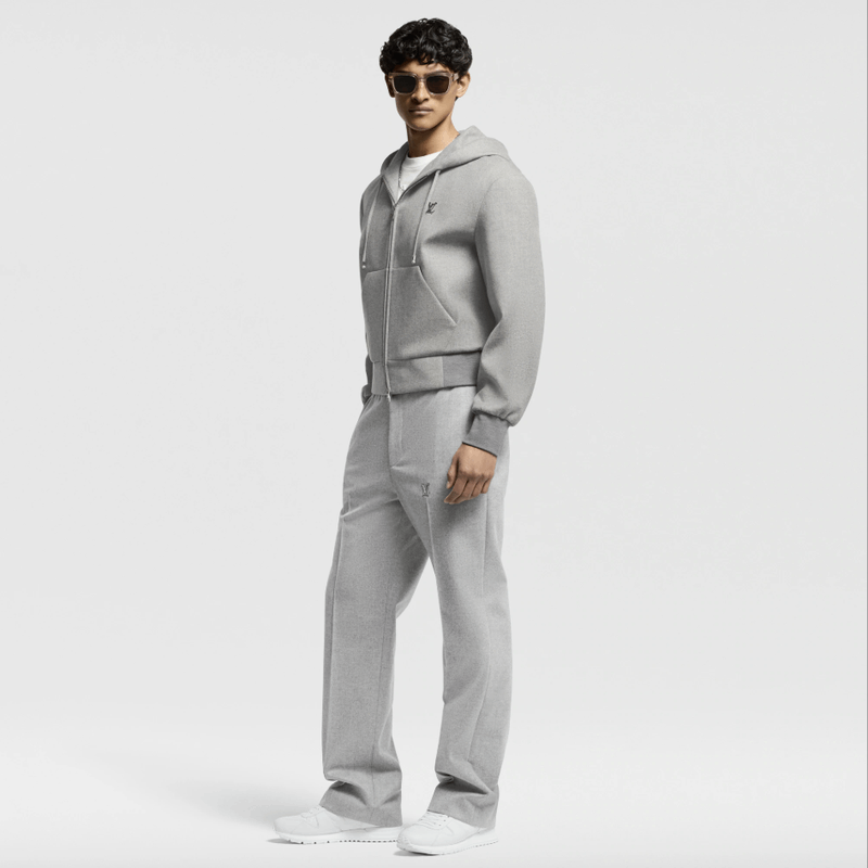 商品Louis Vuitton|【预售十天】路易威登 男士白色小牛皮休闲运动鞋 1ADFJJ,价格¥8197,第7张图片详细描述