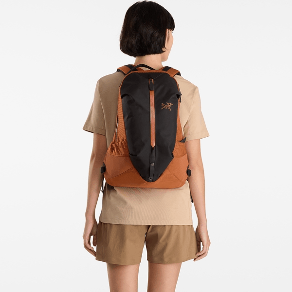 商品Arc'teryx|【Brilliant|包邮包税】始祖鸟 ARRO 16 BACKPACK[SS23] 新款上市 Aro 16 背包 ABNSUX5398,价格¥2140,第20张图片详细描述