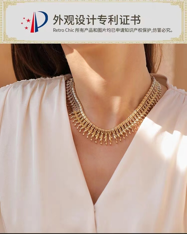 商品Retro Chic|【国内直发】Retro Chic  大英博物馆联名系列 圣蛇项链,价格¥2729,第1张图片详细描述