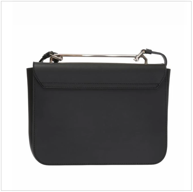 商品[国内直发] Furla|Furla 芙拉 女士黑色皮革翻盖单肩斜挎包 929537,价格¥1003,第5张图片详细描述