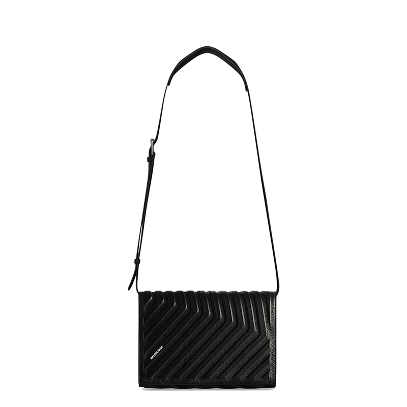 商品Balenciaga|Balenciaga/巴黎世家 CAR系列 男士黑色粒面小牛皮翻盖斜挎单肩包6794652103I1000,价格¥9366,第3张图片详细描述