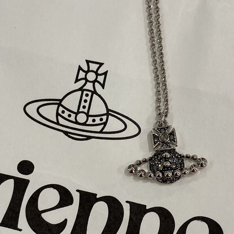 商品Vivienne Westwood|VIVIENNE WESTWOOD/西太后 女士银色徽标项链,价格¥737,第3张图片详细描述