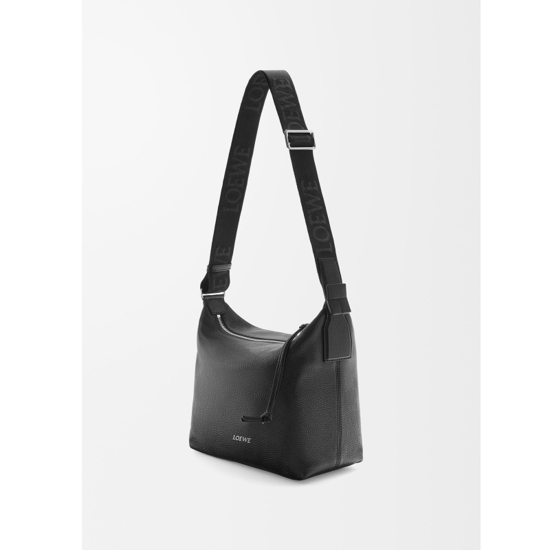 商品Loewe|罗意威 男士黑色小牛皮单肩包 B906Q63X08-1100,价格¥12815,第4张图片详细描述