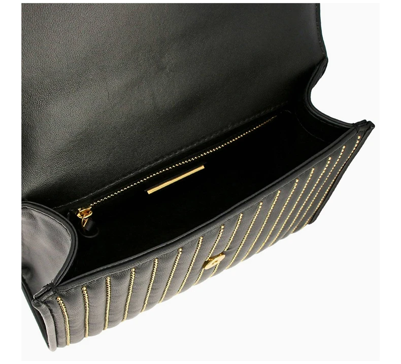 商品Tory Burch|TORY BURCH 女士黑色皮革绗缝金属颗粒装饰链条单肩斜挎包 52310-612,价格¥2556,第6张图片详细描述