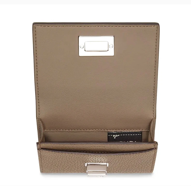 商品Fendi|FENDI 女士浅棕色牛皮名片夹 8M0425-A91B-F1F20,价格¥2051,第5张图片详细描述