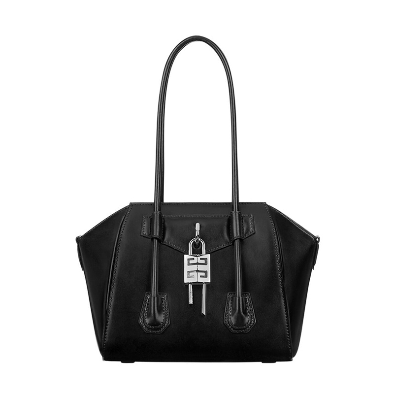 商品Givenchy|【现货】纪梵希 2021春夏新款 ANTIGONA LOCK系列 女士迷你黑色小牛皮磁扣可拆卸4G挂锁单肩斜挎包BB50H1B00D-001,价格¥6024,第3张图片详细描述