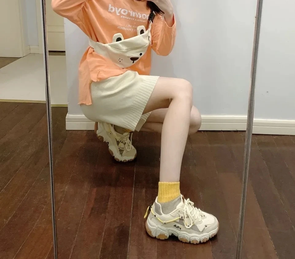 商品Fila|【SAvenue】(保税仓直发Z)Fila 斐乐猫爪运动跑步鞋 米色 韩版 男女同款(提示:保税仓货品一人不可超过5单) 1JM01248926,价格¥279,第7张图片详细描述