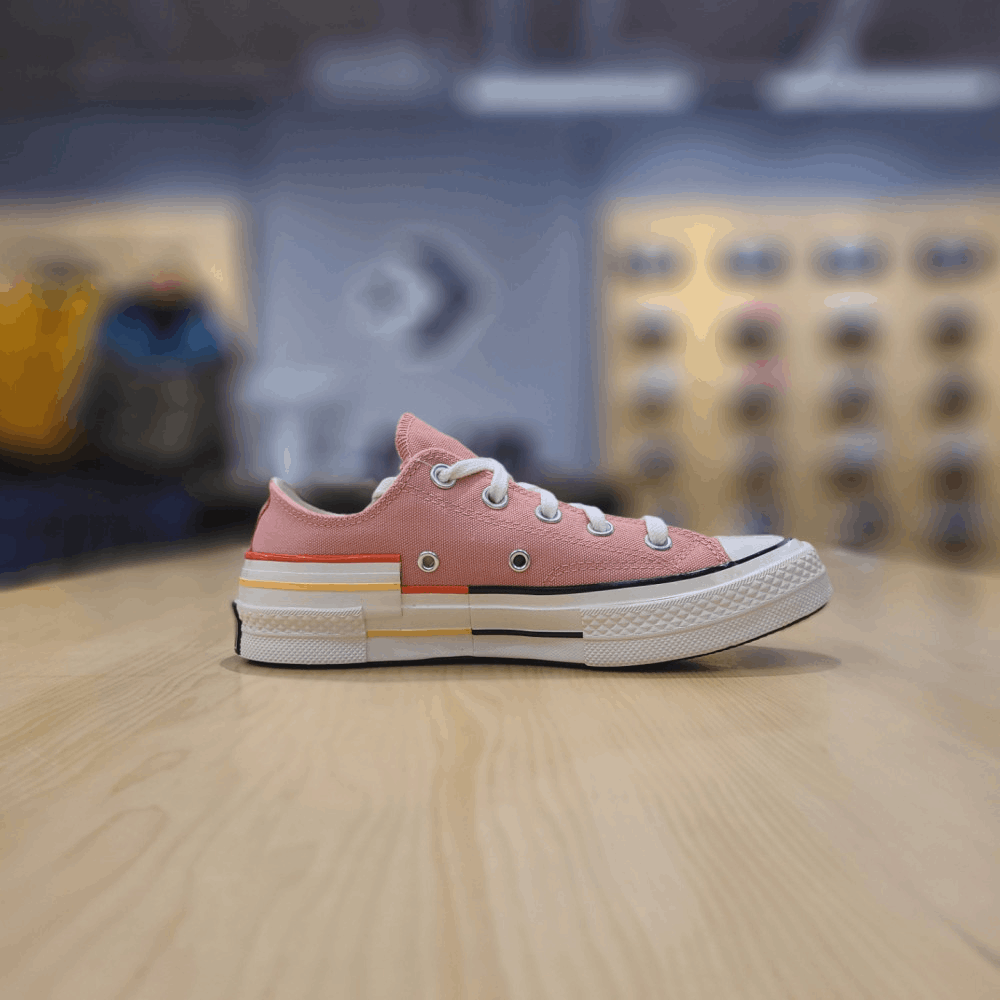 商品【预售商品15天发货】 Converse|【韩国直邮|包邮包税】匡威 CHUNK TAYLOR 70 颜色模块 粉色石英尺 LOW 帆布鞋 570788C,价格¥536,第1张图片详细描述