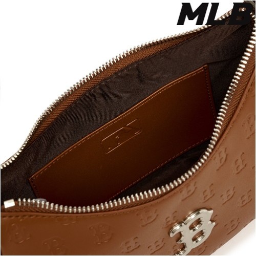 商品MLB|【享贝家】MLB 美联邦皮质腋下包饺子包棕色3ABQS022N-43BRS-FREE,价格¥529,第6张图片详细描述