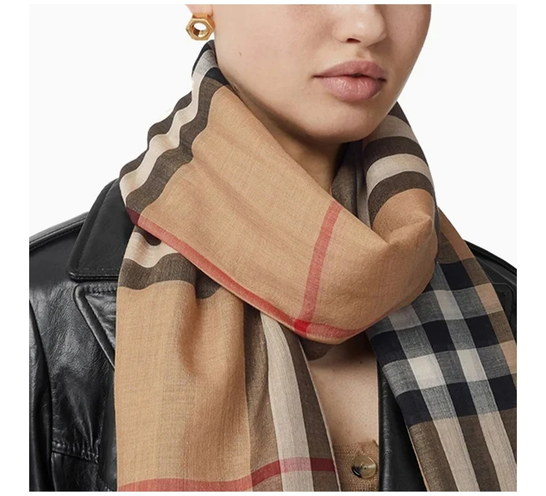 商品Burberry|BURBERRY 棕色女士围巾 8011951,价格¥1836,第5张图片详细描述