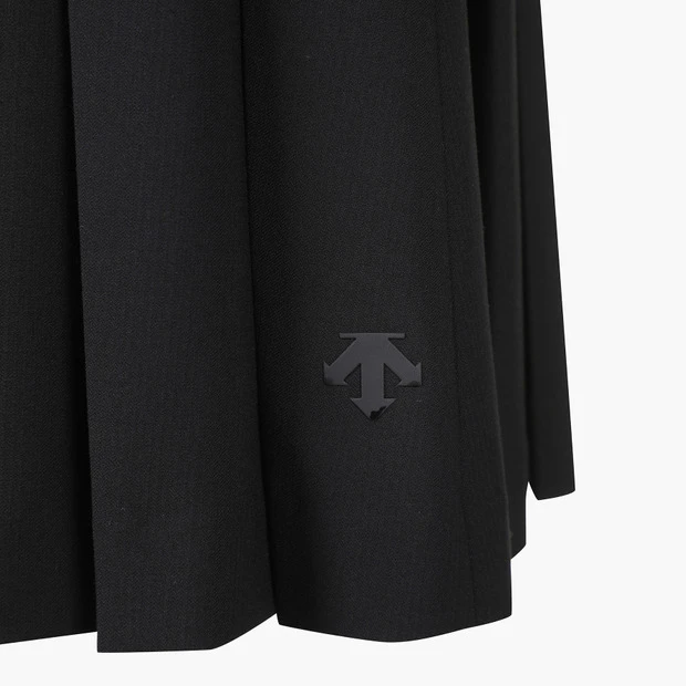 商品【预售商品15天发货】 DESCENTE|高尔夫系列女性松紧带细节百褶裙优雅 DO32WFSK93-BLKG,价格¥1025,第25张图片详细描述