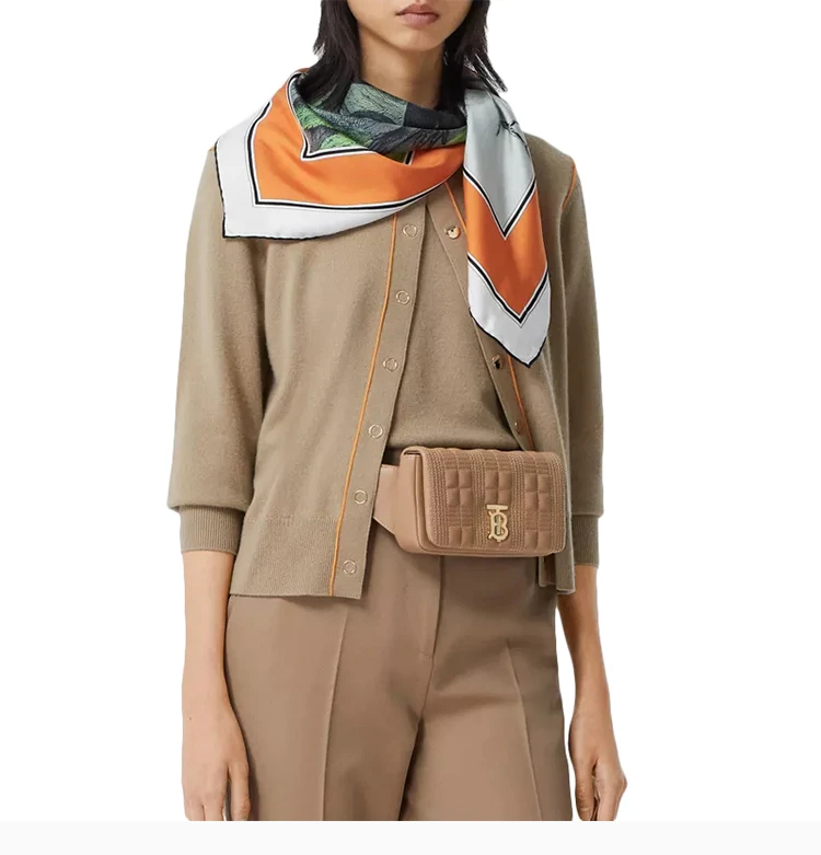 商品Burberry|Burberry 博柏利 女士裸粉色金属装饰腰包 8028871,价格¥4576,第7张图片详细描述