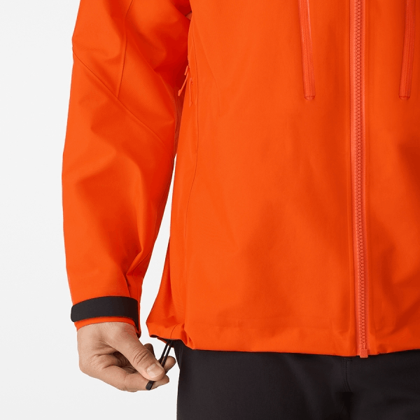商品Arc'teryx|【Brilliant|包邮包税】始祖鸟 ALPHA SV JACKET M[SS23] 新款�上市 Alpha SV 男士夹克 AJNSMX5552,价格¥7011,第38张图片详细描述