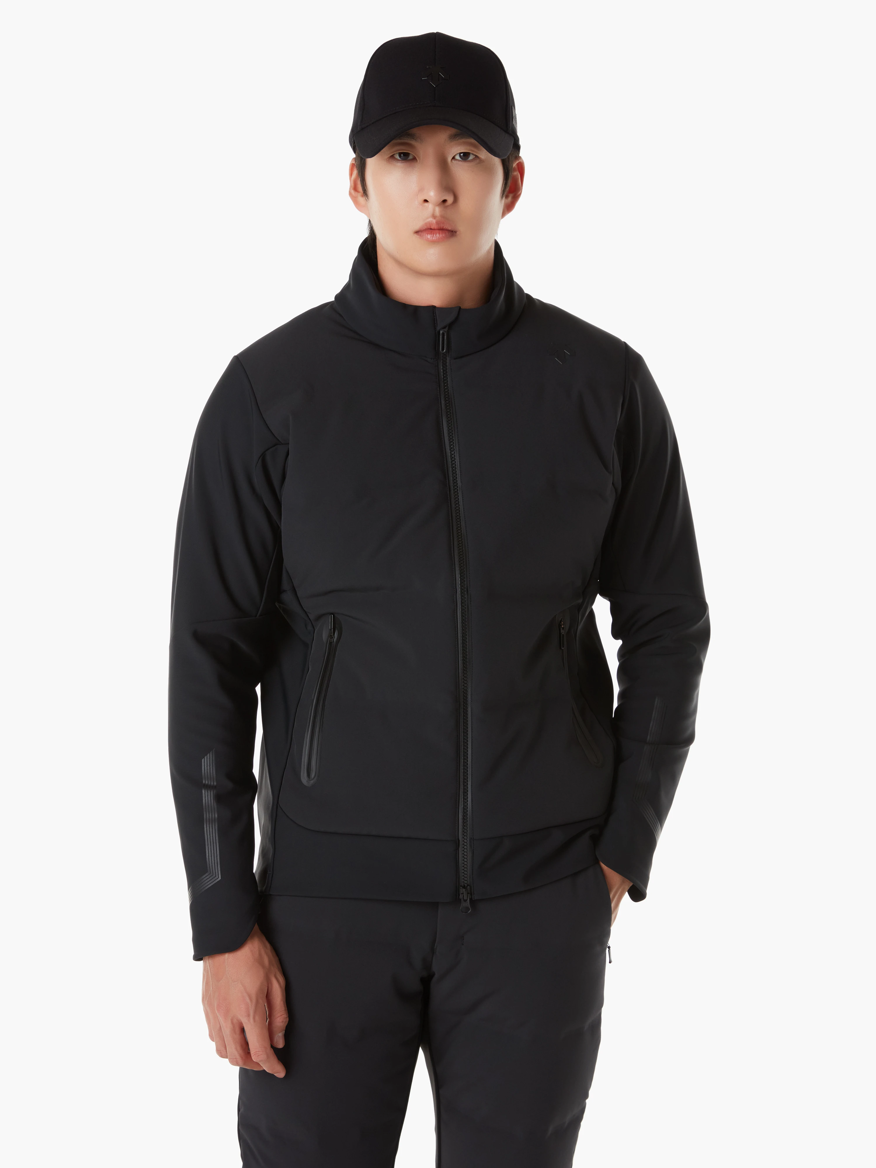 商品【预售商品15天发货】 DESCENTE|高球系列全拉链混合羽绒外套适合冬季户外 DP41MFDJOA-BLKG,价格¥7764,第5张图片详细描述