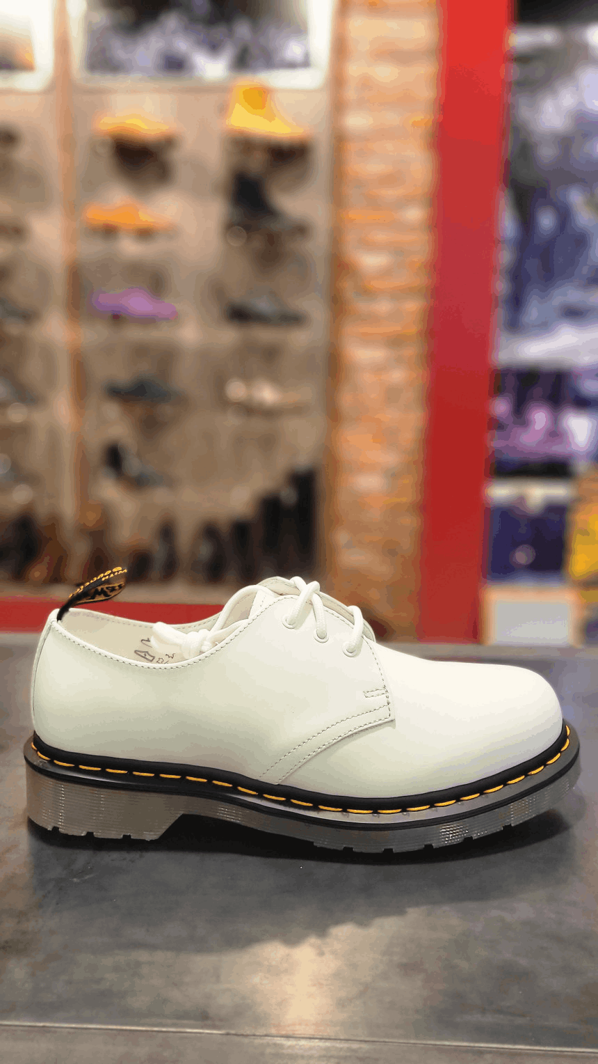 商品Dr. Martens|【Brilliant|包邮包税】马汀博士 马丁靴 1461 Iced White Smooth 26936100,价格¥780,第3张图片详细描述