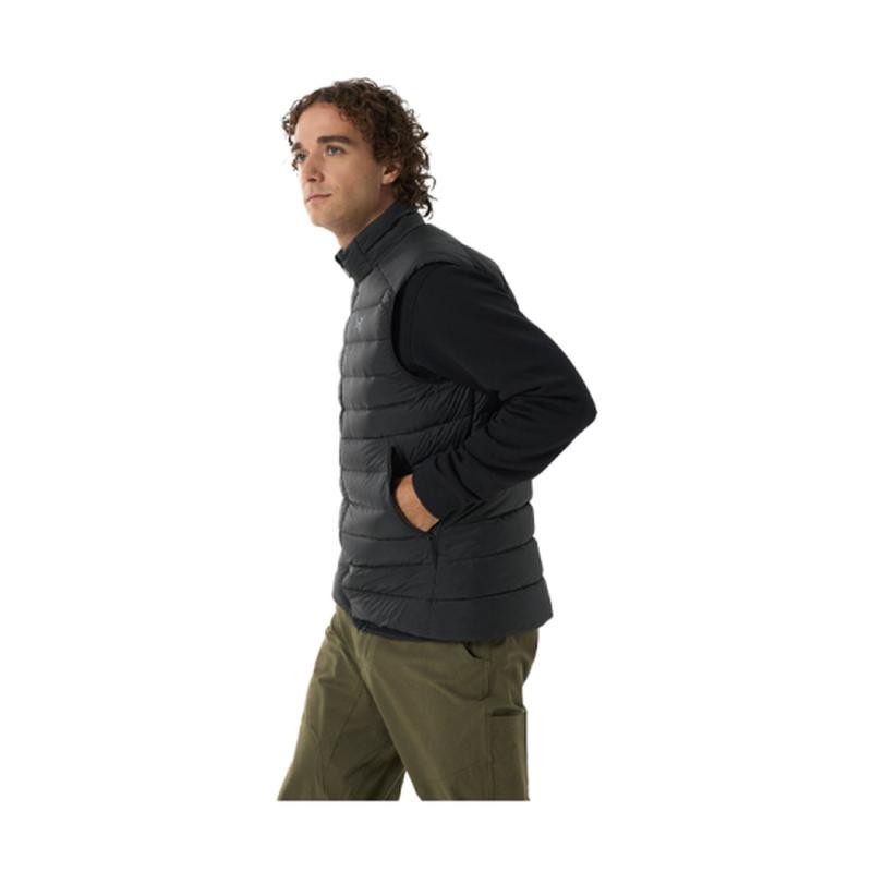 商品Arc'teryx|ARCTERYX始祖鸟 男士铈无袖黑色尼龙羽绒服,价格¥2224,第2张图片详细描述