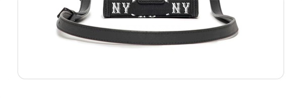 商品[国内直发] MLB|【官方防伪验证 国内发】MLB官方 许佳琪同款男女复古老花斜挎包NY时尚便携潮22年春季新款 3ACRH012N,价格¥359,第18张图片详细描述