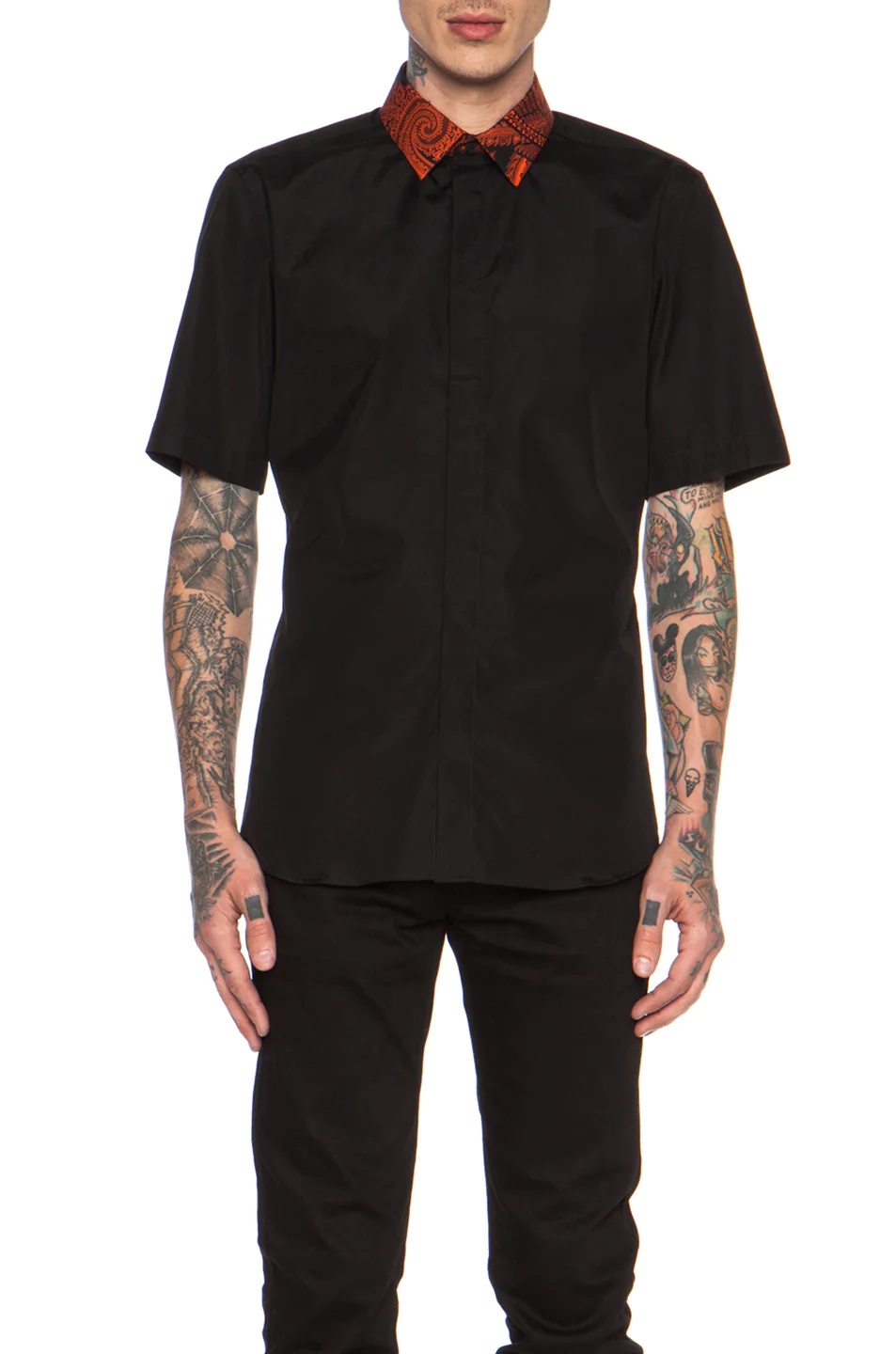 商品Givenchy|GIVENCHY 男士黑色短袖衬衫 15S6207300-001,价格¥1394,第3张图片详细描述