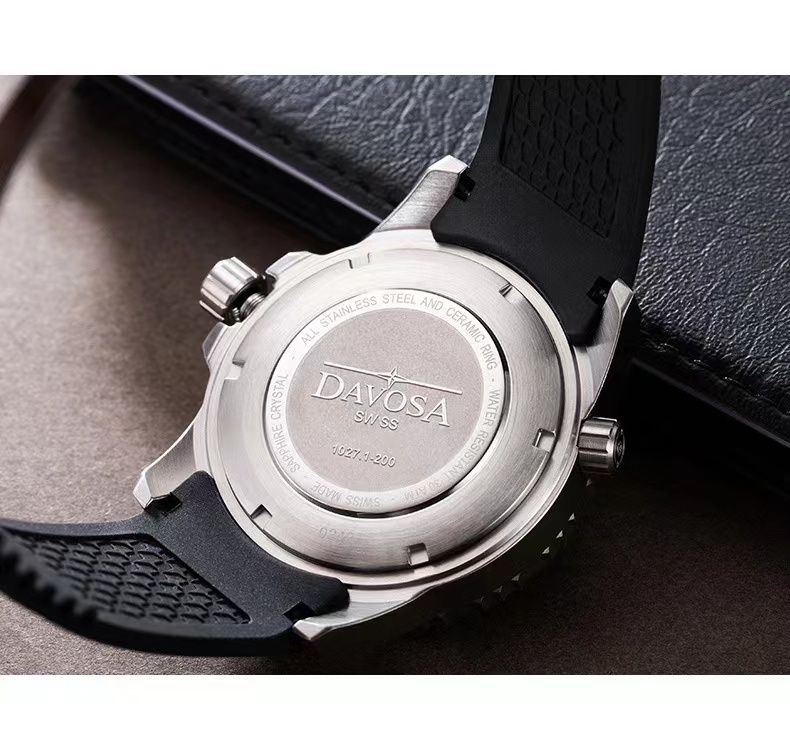 商品[国内直发] DAVOSA|迪沃斯DAVOSA 男士商务休闲石英表潜水系列复古潜水员16250055,价格¥1823,第4张图片详细描述