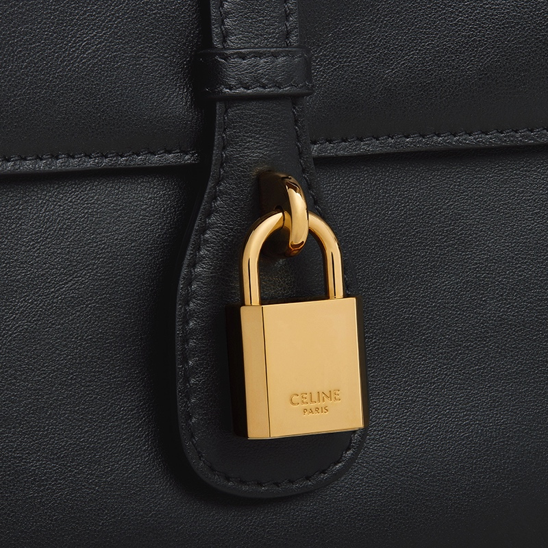商品Celine|CELINE/赛琳 21秋冬新款TABOU系列 女士中号黑色光滑小牛皮挂锁装饰翻盖斜挎单肩包196583DK1.38NO,价格¥17123,第6张图片详细描述