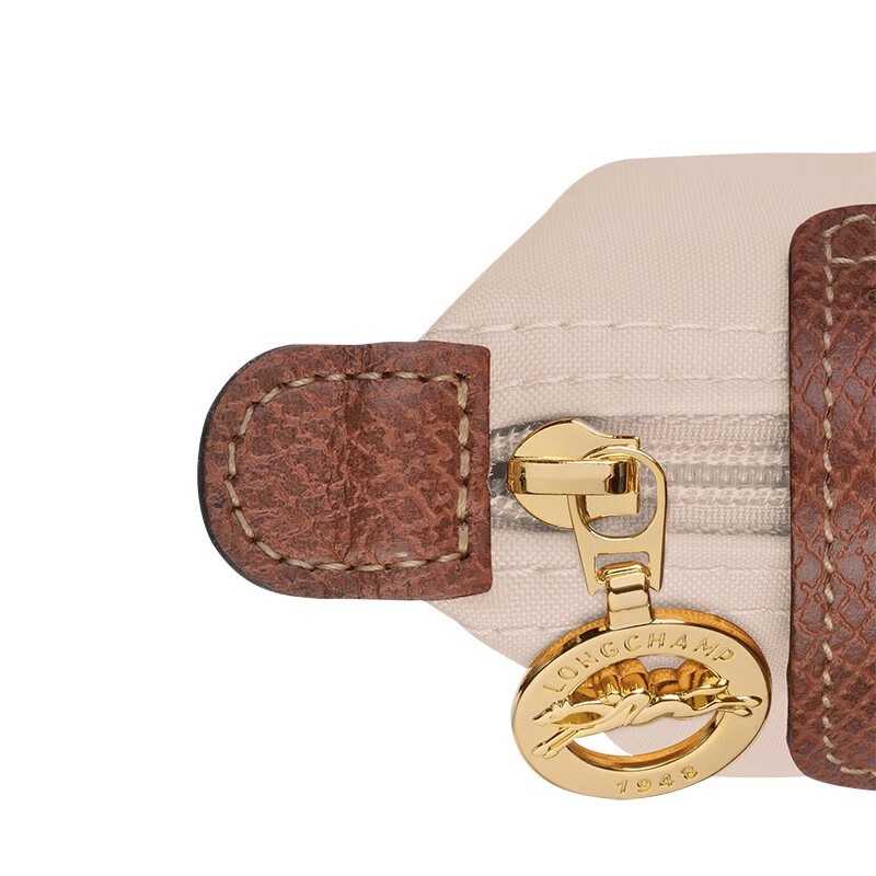 商品Longchamp|LONGCHAMP/珑骧 女色帆布金色五金按扣拉链开合钱包,价格¥398,第4张图片详细描述