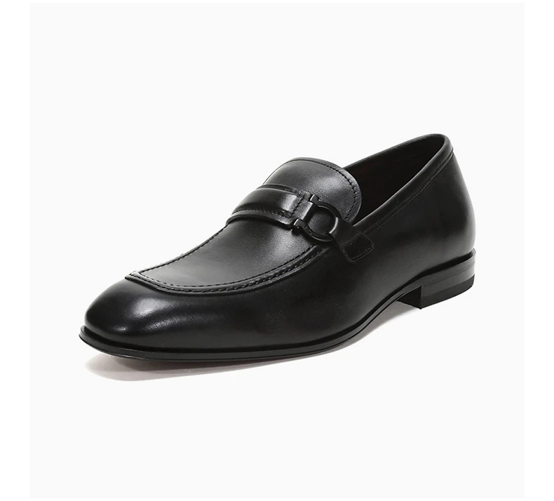 商品Salvatore Ferragamo|SALVATORE FERRAGAMO 男士黑色AUSTIN系列牛皮GANCINI莫卡辛鞋皮鞋 0705680,价格¥3202,第5张图片详细描述