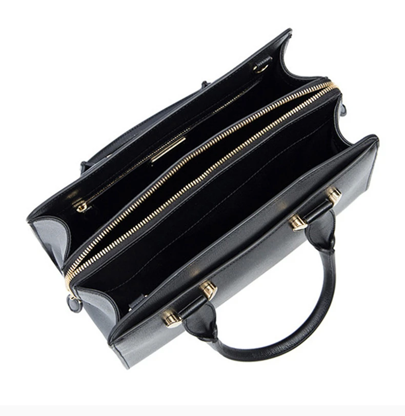 商品[国内直发] Salvatore Ferragamo|Salvatore Ferragamo 菲拉格慕 女士黑色手提包 21-G925-1684042,价格¥4762,第7张图片详细描述