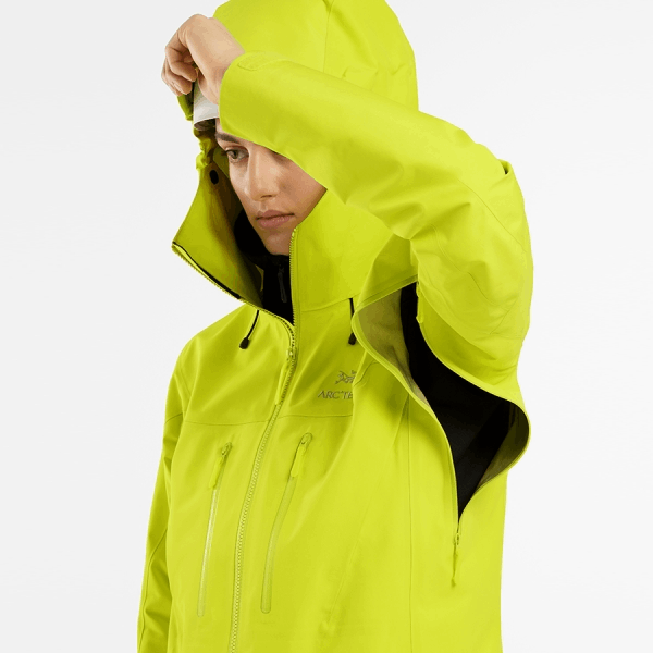 商品Arc'teryx|【Brilliant|包邮包税】始祖鸟 ALPHA SV JACKET W[SS23] 新款上市 Alpha SV 夹克女装 AJNSWX7054,价格¥9080,第11张图片详细描述