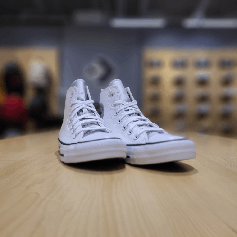 商品Converse|【韩国直邮|包邮包税】匡威 女士 CHUNK TAYLOR ALL STAR SEASONAL 白色 高鞋 570287C,价格¥466,第3张图片详细描述