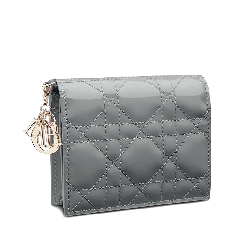商品Dior|【包税】DIOR/迪奥  LADY DIOR 系列 灰绿色漆面经典藤格纹钱包 S0178OVRB_M41G,价格¥4924,第2张图片详细描述