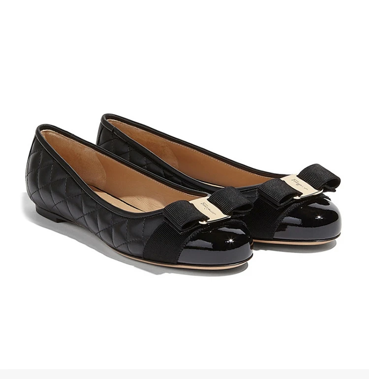 商品Salvatore Ferragamo|Salvatore Ferragamo 菲拉格慕 女士黑色牛皮平底鞋 12-655-0672100,价格¥3659,第7张图片详细描述