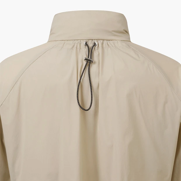 商品【预售商品15天发货】 DESCENTE|GOLF女性轻便长款外套适合春秋季节 DP12WFBL35-DBEG,价格¥1852,第26张图片详细描述