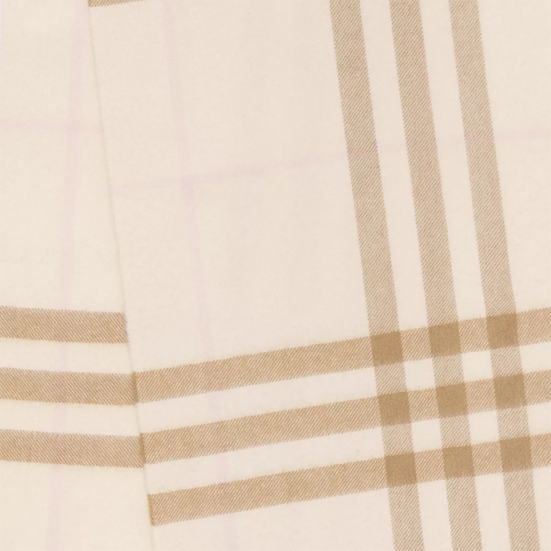 商品Burberry|BURBERRY/博柏利  早秋 经典格纹羊绒围巾 ,价格¥3822,第7张图片详细描述