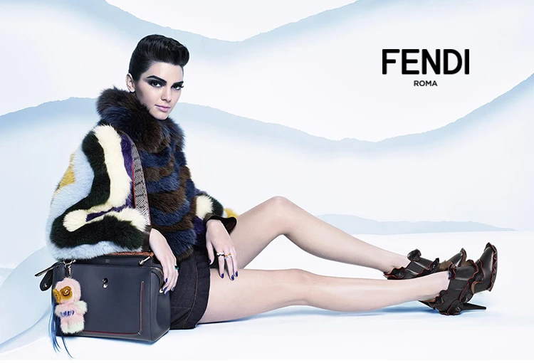 商品[国内直发] Fendi|Fendi 芬迪 女士黑色单肩包 8BT286-A5P5-F0KUR,价格¥12430,第1张图片详细描述