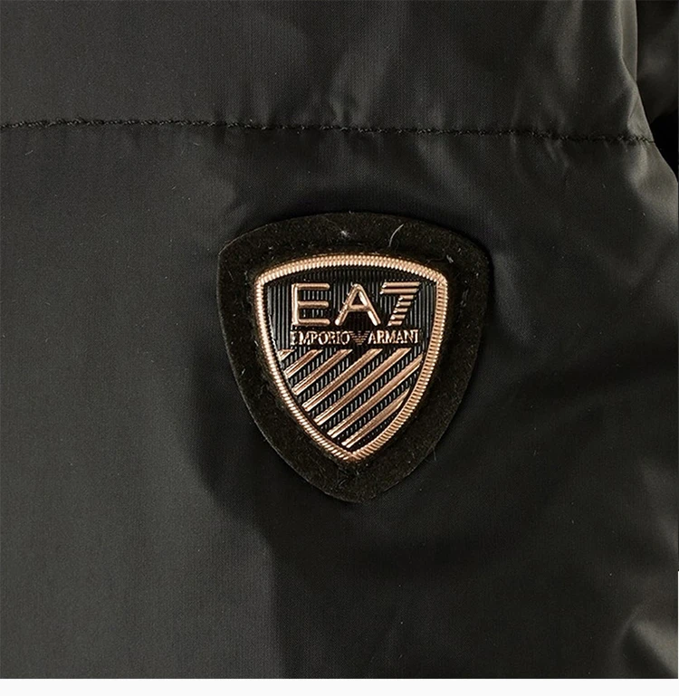商品Emporio Armani|Emporio Armani 安普里奥 阿玛尼 黑色女士修身羽绒服 6YTB04-N01Z-1200,价格¥1398,第7张图片详细描述