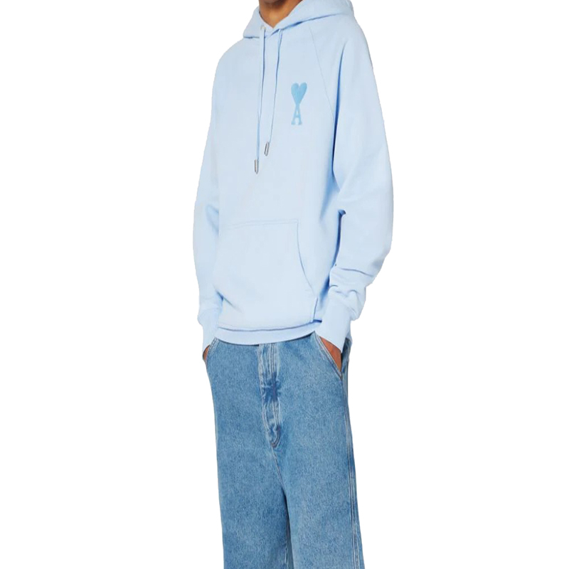 商品AMI|Ami 22年秋冬新款 男士浅蓝色系爱心刺绣连帽卫衣USW202.747450,价格¥3037,第4张图片详细描述