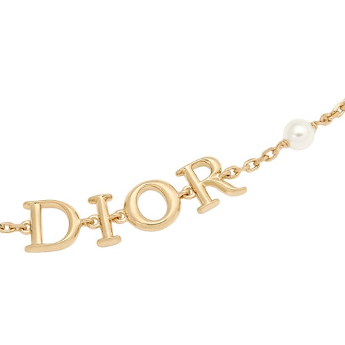 商品Dior|【包税】DIOR/迪奥 DIO(R)EVOLUTION系列 女士金色饰面金属和白色树脂珠饰大徽标手链B1583DVORS_D301,价格¥3100,第3张图片详细描述