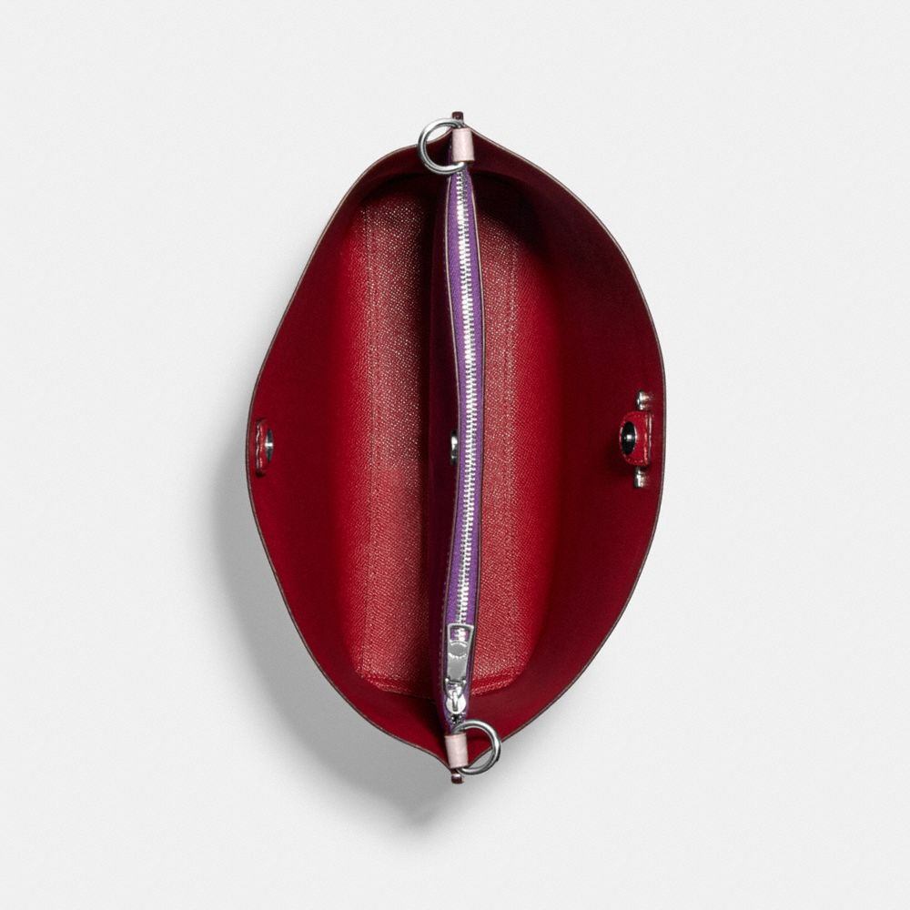 商品[国内直发] Coach|蔻驰水桶包女奢侈品专柜款Mollie28 纯色皮质手提单肩斜挎包水桶包大号礼物送女友CA214 SVNBA,价格¥784,第7张图片详细描述