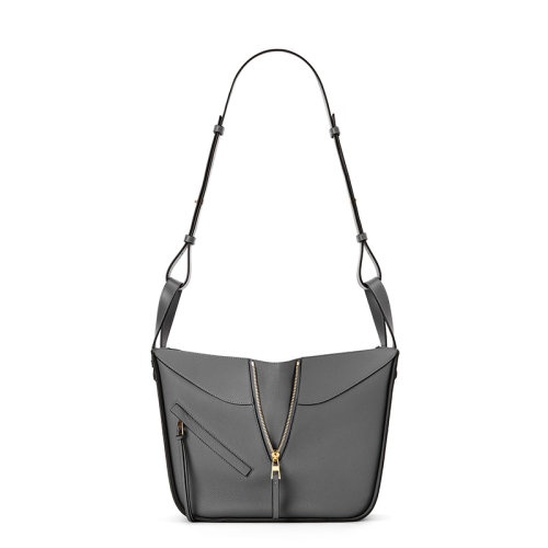 商品Loewe|【包税】 LOEWE/罗意威 22新款Hammock系列 女士小号沥青灰色柔软粒面牛皮革单肩斜挎手提吊床包A538S35X51-1640,价格¥19961,第5张图片详细描述