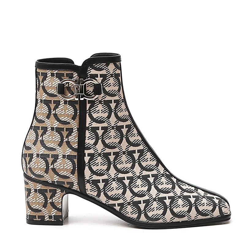 商品Salvatore Ferragamo|SALVATORE FERRAGAMO 菲拉格慕 女士拼色小牛皮踝靴 01-R414-733209,价格¥3907,第4张图片详细描述