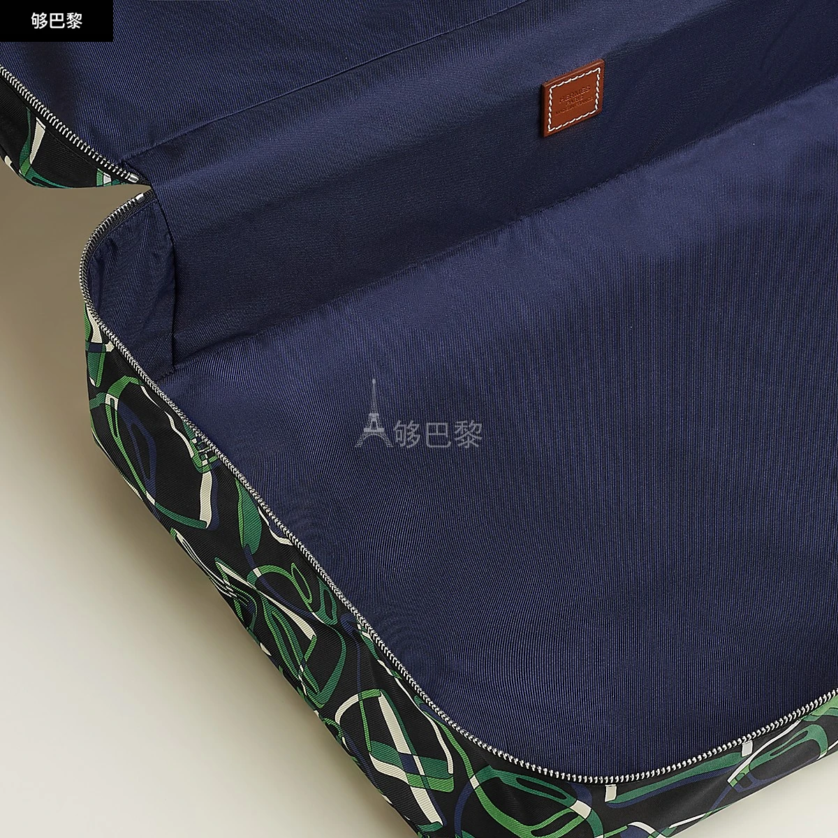 商品Hermes|【预售】 爱马仕 24秋冬 女士 收纳包 Housse de voyage Hermès Travelsilk MM H085081CK89,价格¥6000,第5张图片详细描述
